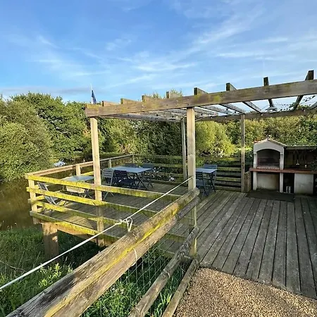 De Campagne Hébergement de vacances *